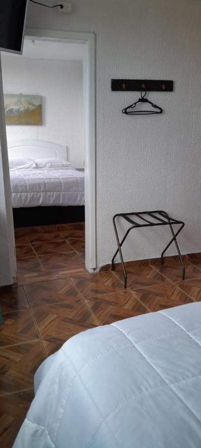 Hostal Brilliant Кито Экстерьер фото