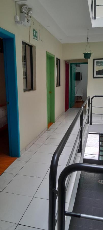 Hostal Brilliant Кито Экстерьер фото